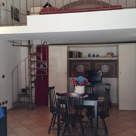 Pici House *